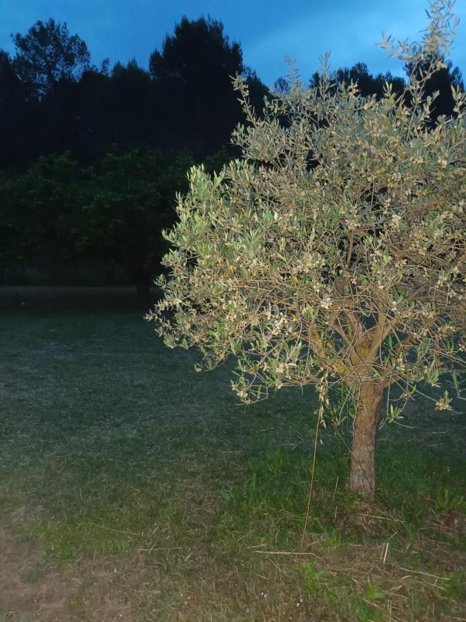 Location Venelles Villa Eksteriør billede